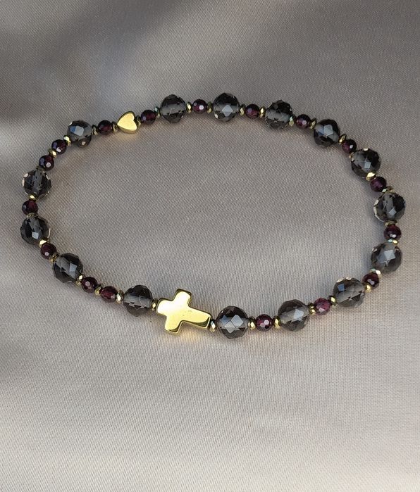 Bransoletka różaniec kamienie kwarc dymny krzyżyk serduszko prezent