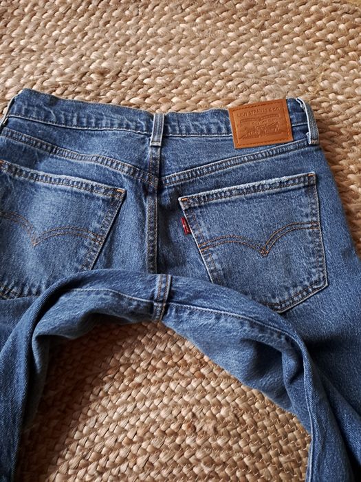 Spodnie  Levis Middy Straight 27x31 Premium.