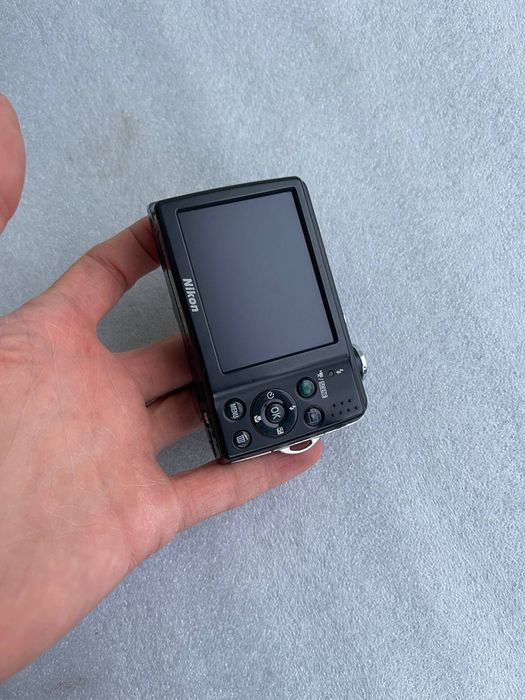 Фотоапарат Nikon Coolpix L23