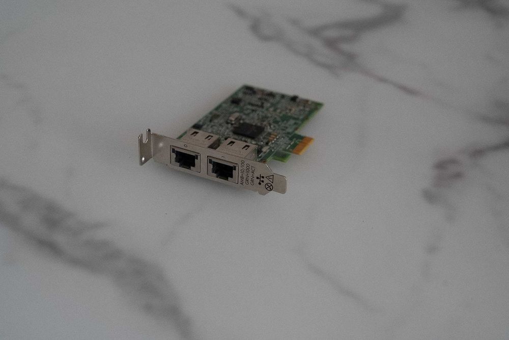 3 karty sieciowe Broadcom 332T