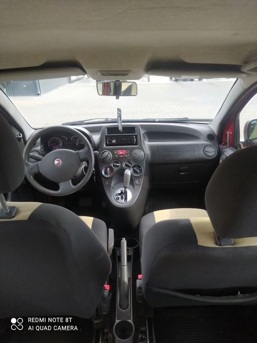 Автомобіль Panda