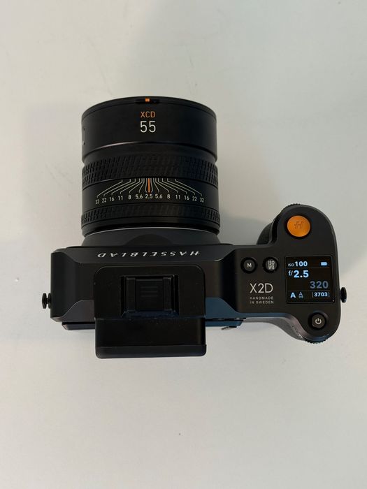 Hasselblad X2D 100C + lentes XCD 28p + XCD 55v