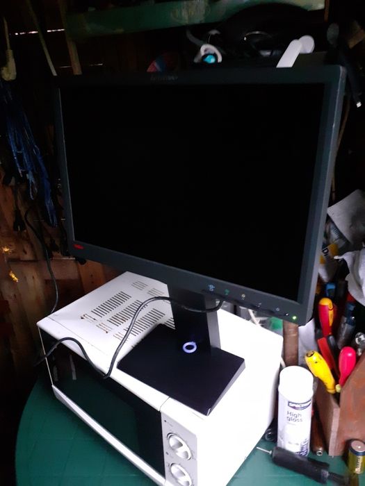 Sprzedam monitor Lenovo