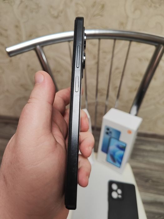 ИГРОВОЙ Xiaomi redmi note 12Pro 5G, память 8+8-256гиг, идеал.