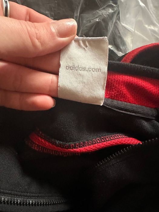 Adidas спортивний лонгслів