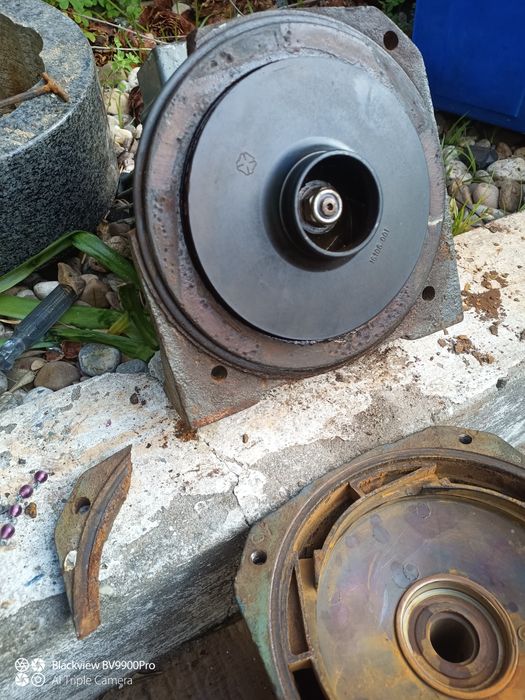 Bomba de poço ou para piscina também dá para pôr a água a circular
