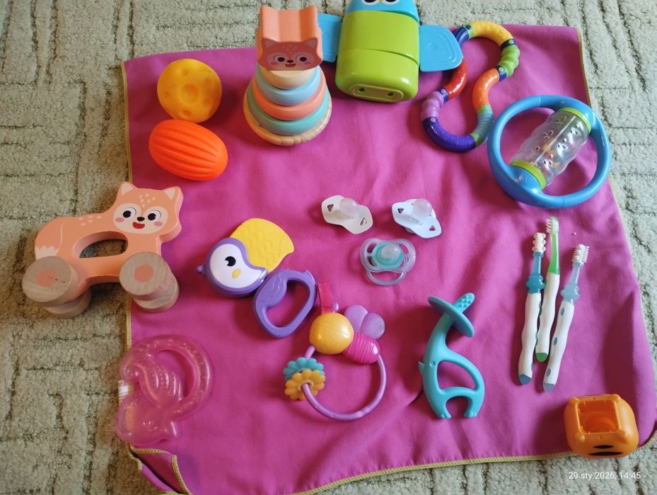 Oddam dla niemowlaka (zabawki, smoczki)