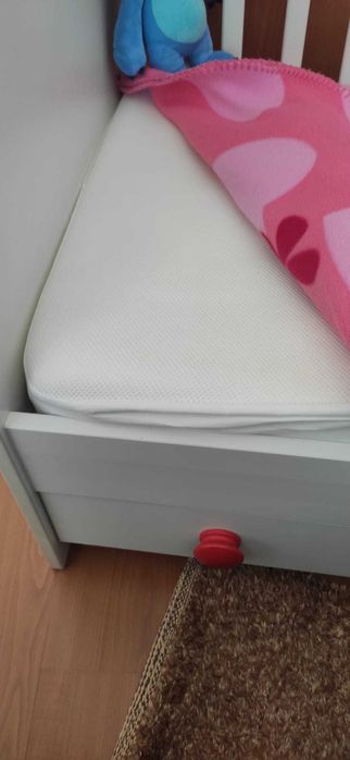 Berço Gonatt + colchão com resguardo + Barra de proteção