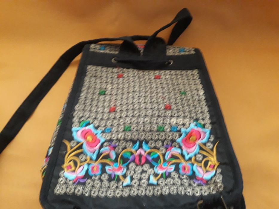 Plecak haftowany piękny nietuzinkowy unikalny