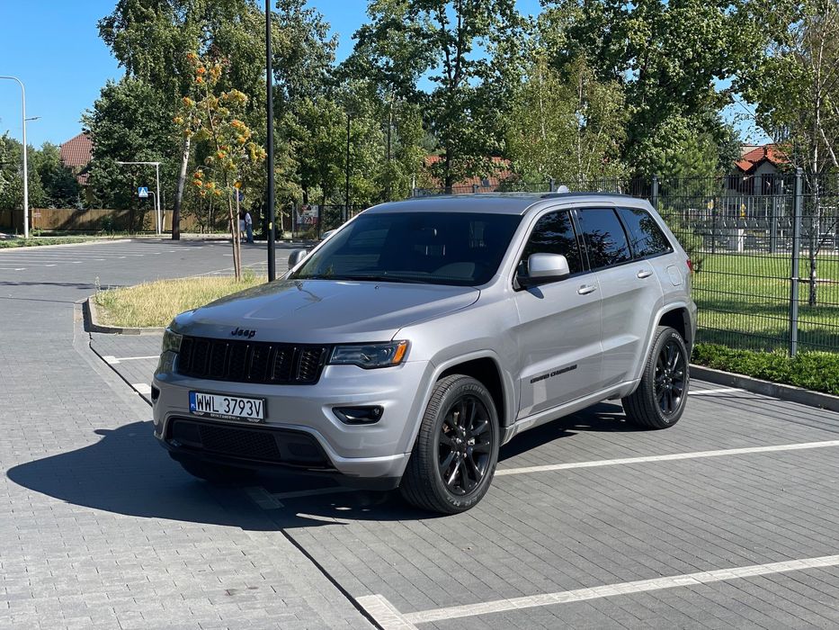 Jeep Grand Cherokee Jeep Grand Cherokee Laredo X rok produkcji 2021 po serwisie