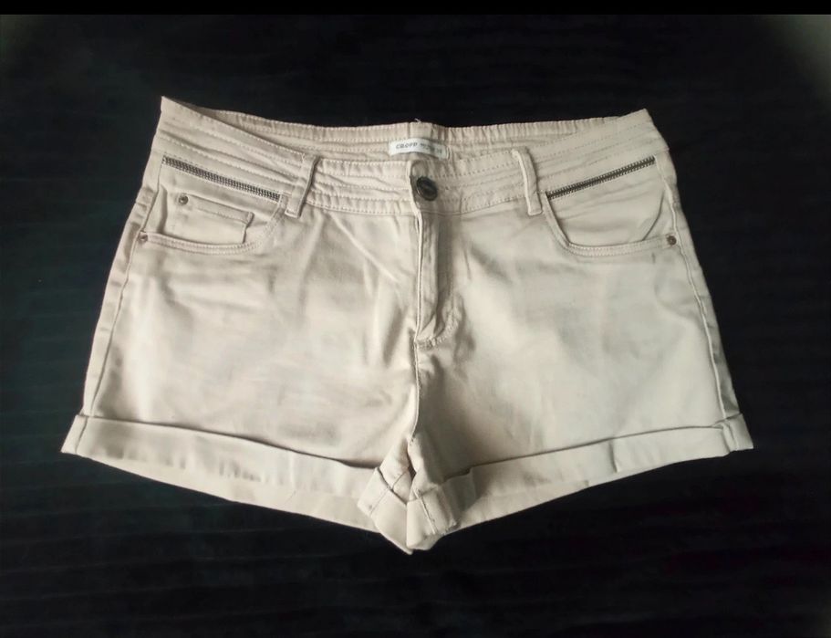 Spodenki Cropp rozmiar 38