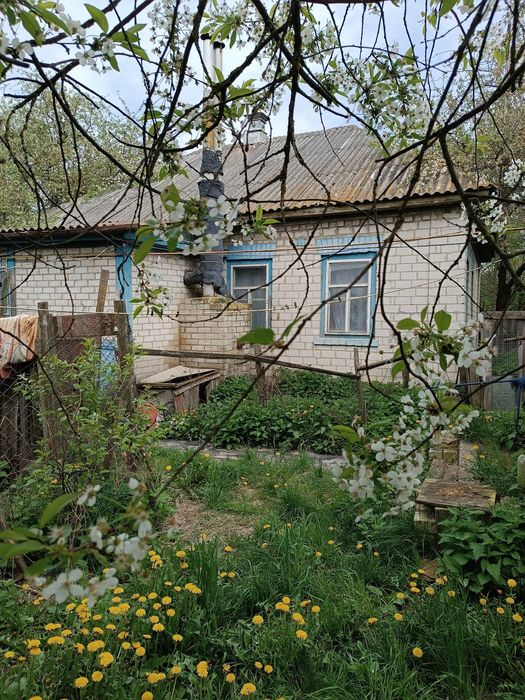 Цегляний будинок в Олишівці
