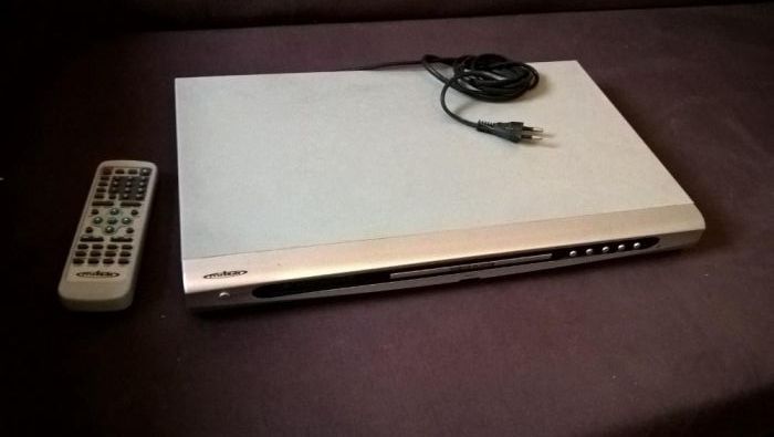 DVD Player with Remote Control64584680956035122