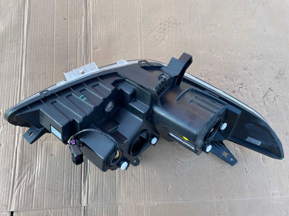 Lampa przód przednia lewa Maxus Deliver 3 E-Deliver Europa