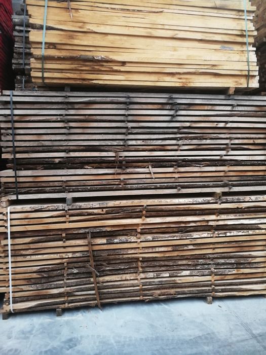 Madeira de castanho seca