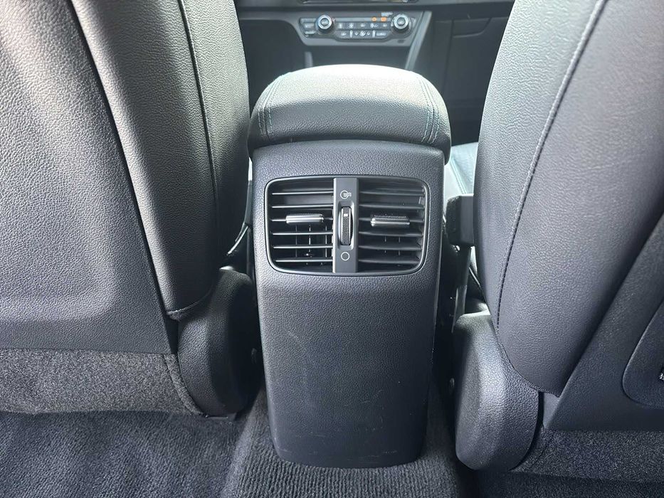 Kia e-Niro      2020