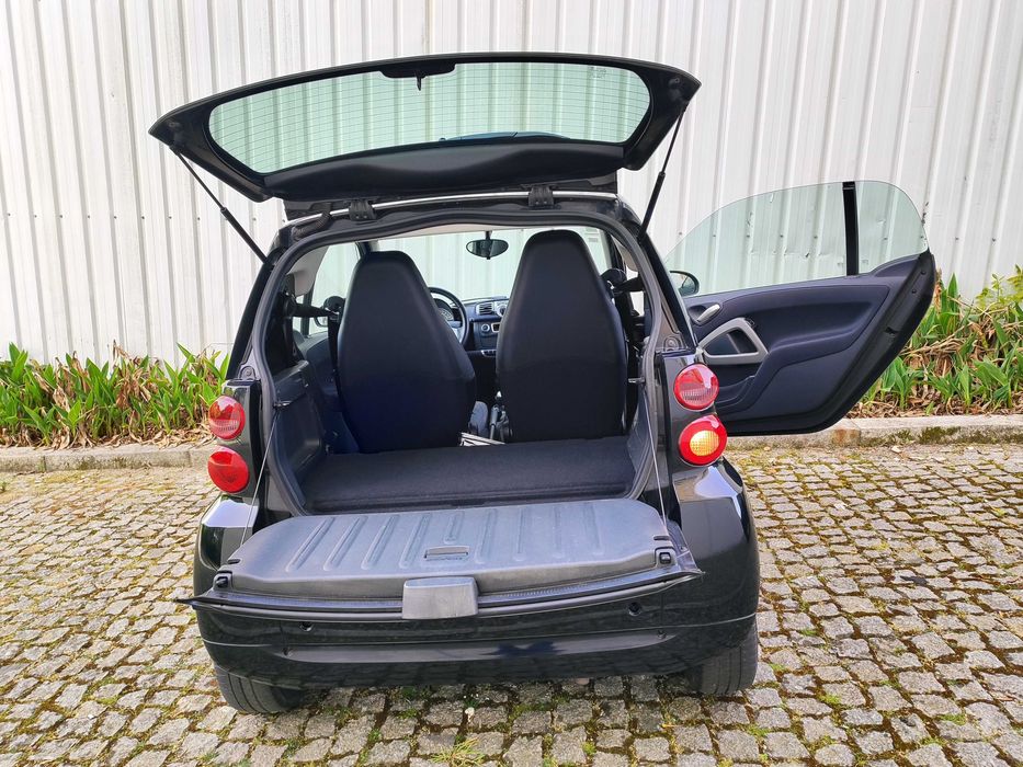 Smart ForTwo Coupé 1.0 mhd (71cv) – Automático | 74.620 km | 2011