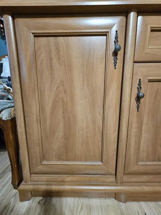 Komoda Red Black White