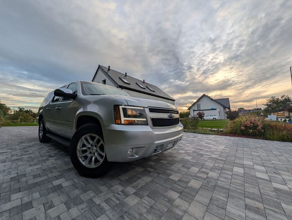 Chevrolet Suburban