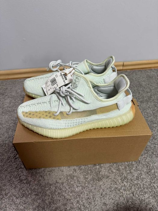 Yeezy boost 350v2 Hypers 43 1/3 oryginalne