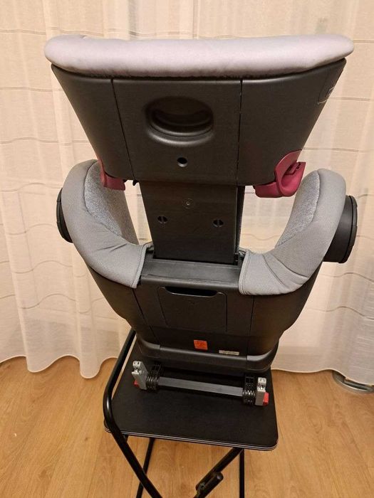 Дитяче автокрісло BRITAX-ROMER KIDFIX2
