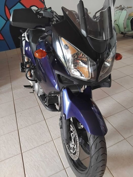 Vendo Suzuki DL 1000 - 4 000 Euros
