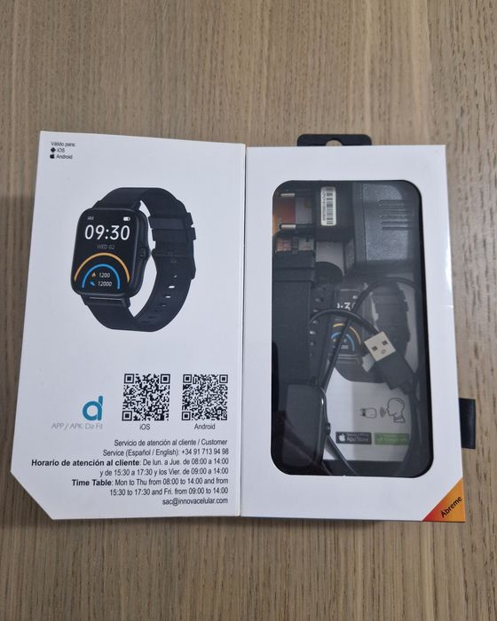 Innova Fitness Cyclone smartwatch