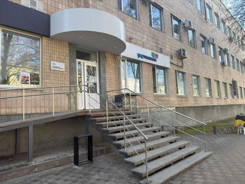 ОРЕНДА – приміщення 1-го поверху, площею 45,60 кв.м. м. Полтава