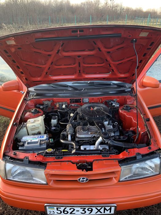 Hyundai Pony 1992 1.5бенз.