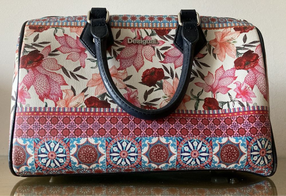 Carteira da Desigual