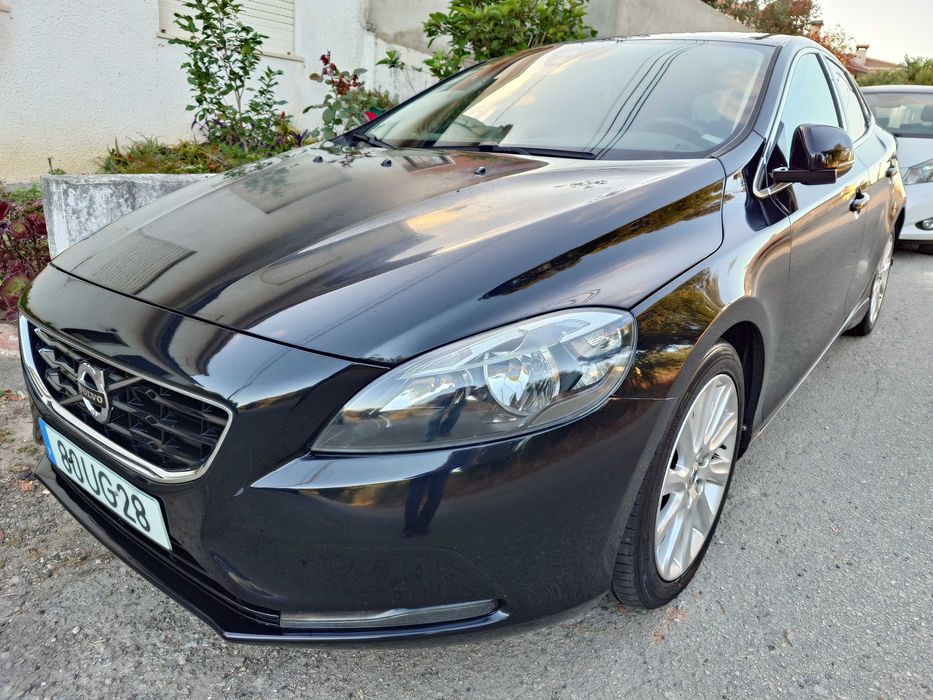 Volvo V40 1.6 Summon