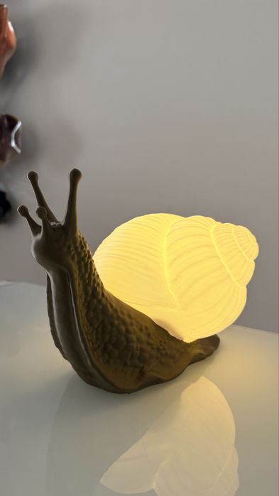 Candeeiro de Mesa Caracol