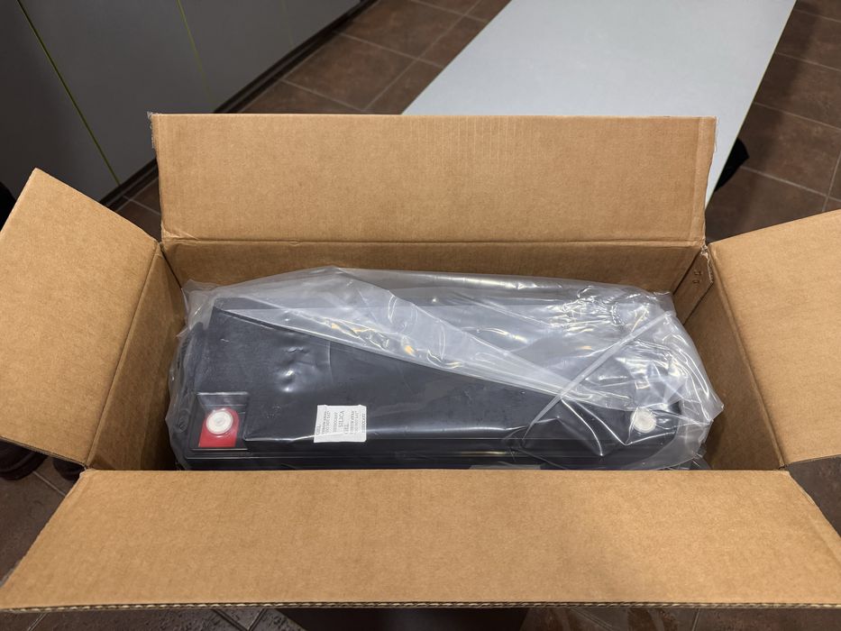 WattCycle LiFePO4 акумулятор 12V 200Ah з BMS 200A