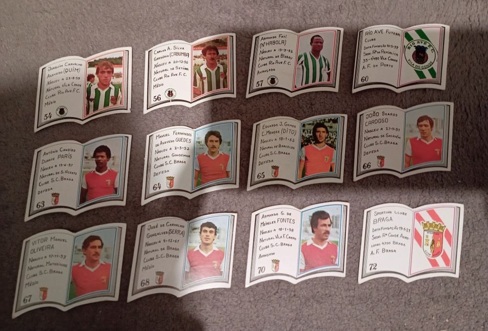 Cromos caderneta Bola ao Centro