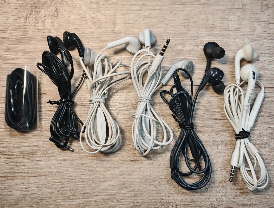 Słuchawki 6 szt. - AKG, Samsung, Sennheiser