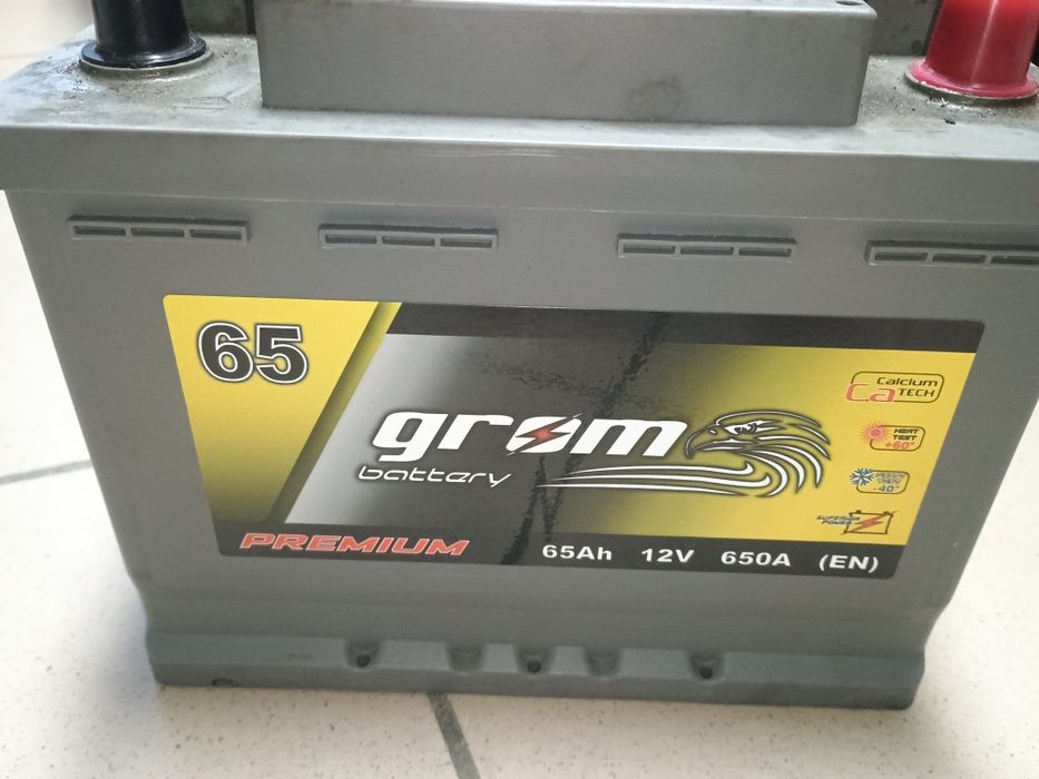 Akumulator 65ah 650 a