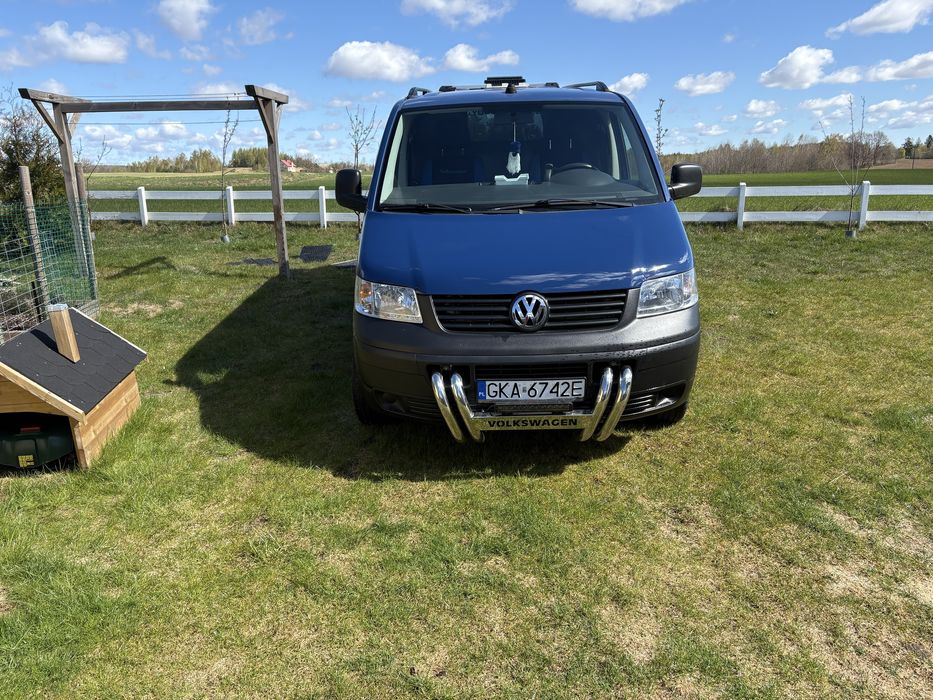 Bus przerobiony na camper VW T5