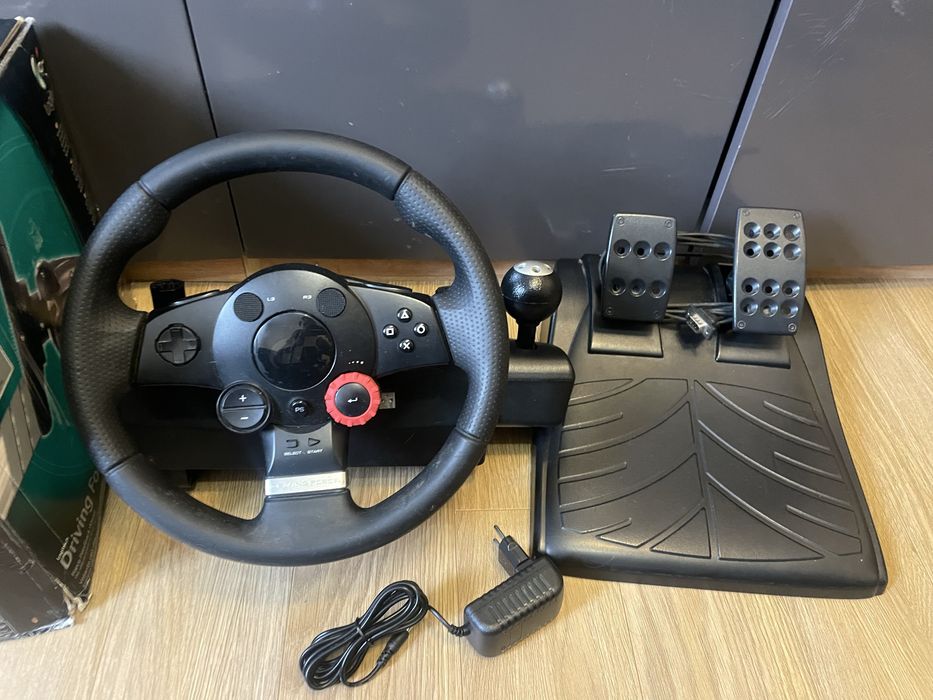 Ігровий руль Logitech Driving Froce GT 900° (thrustmaster)