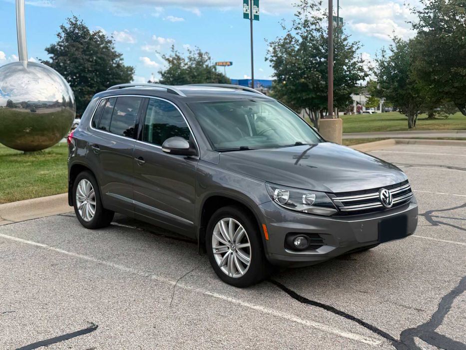 Volkswagen Tiguan      2013