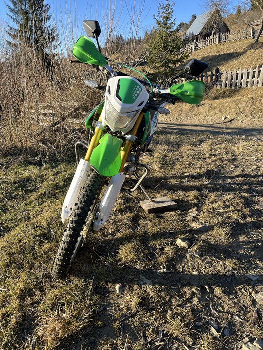 Продам мотоцикол сенке 250або обмін