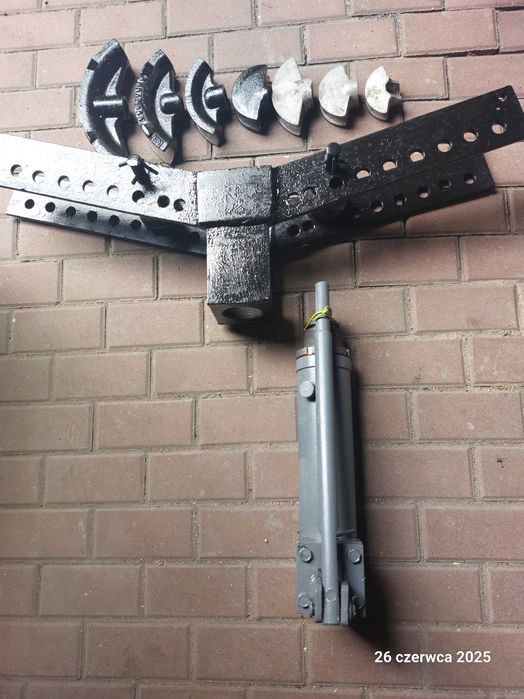 Giętarka hydrauliczna do rur stalowych