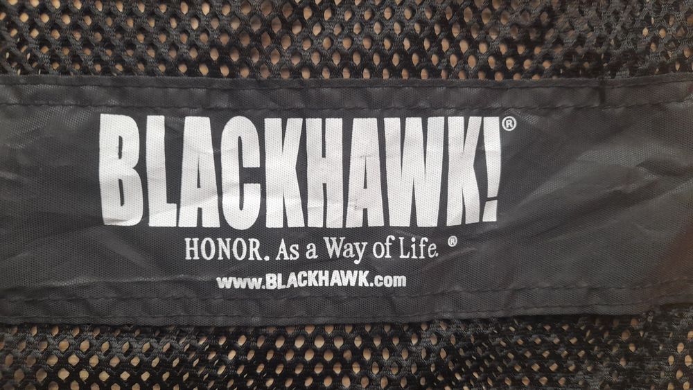 Pokrowiec na nakolanniki BLACKHAWK.