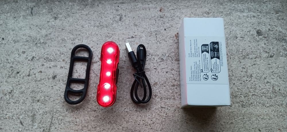 Rear Bicycle Light468991705949163521