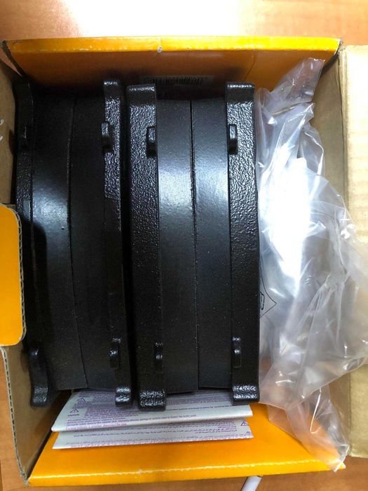 Комплект гальмівних колодок BERAL BCV29183TK