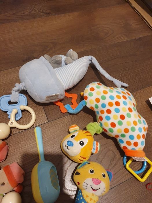 Zabawki sensoryczne edukacyjne grajace do snu