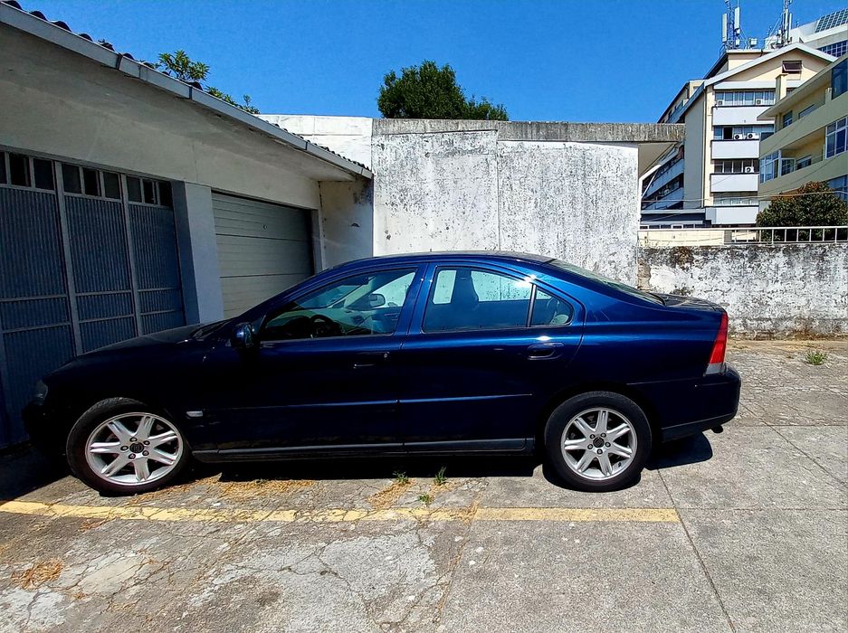 Volvo S60 D5  ano 2003