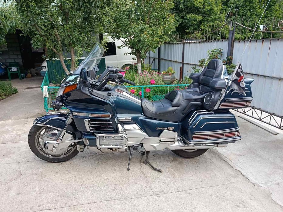Продам  Honda Gold Wing