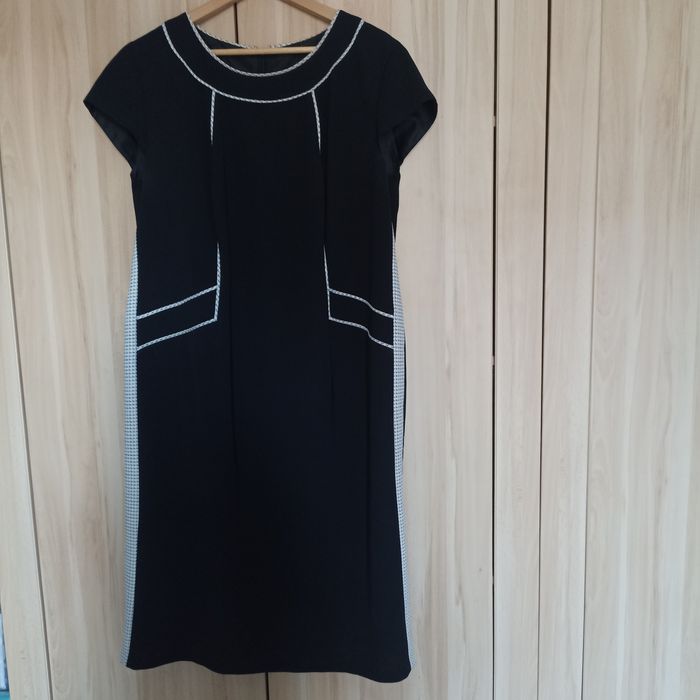 Garsonka klasyczna elegancka 56 - 58