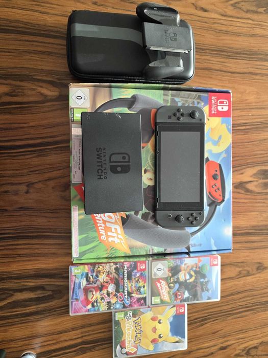 Nintendo Switch + POKEMON + MARIO KART
