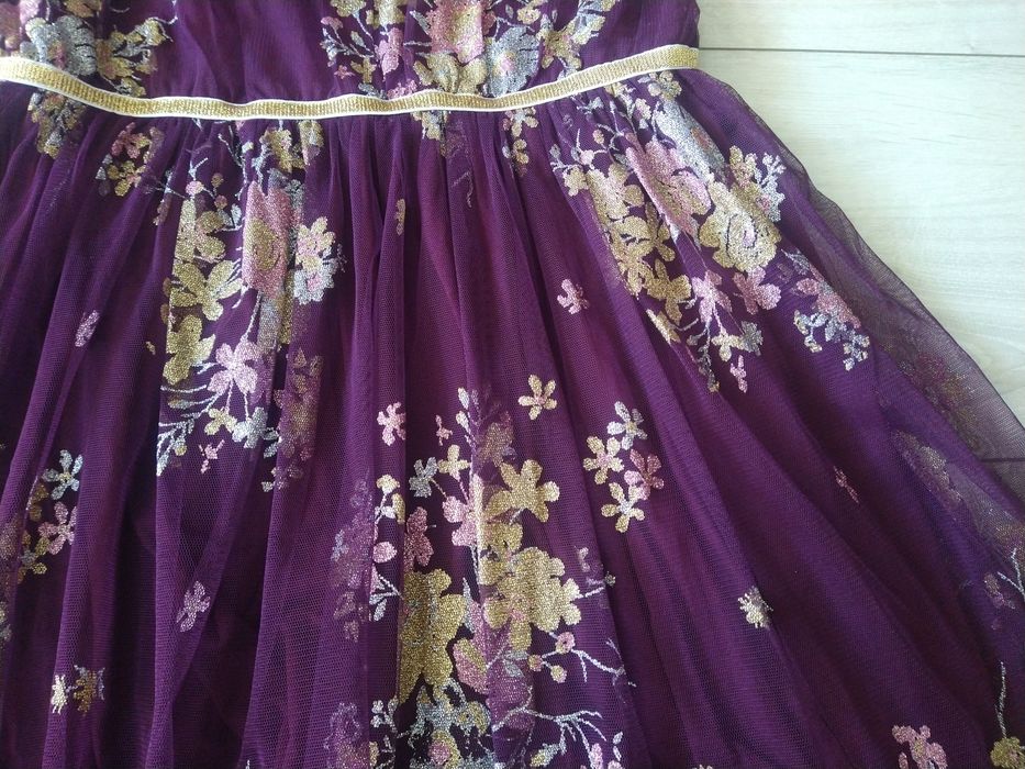 Wizytowa sukienka 146